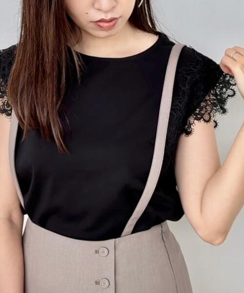couture brooch（クチュールブローチ）の「【マシンウォッシャブル・UVケア・接触冷感】フレンチ肩レースカットソー（Tシャツ/カットソー・レディース・ライトグレー/ブラック/オフホワイト・38/42/36）」の4枚目の写真