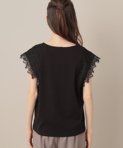 couture brooch（クチュールブローチ）の「【マシンウォッシャブル・UVケア・接触冷感】フレンチ肩レースカットソー（Tシャツ/カットソー・レディース・ライトグレー/ブラック/オフホワイト・38/42/36）」の10枚目の写真