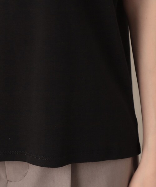 couture brooch（クチュールブローチ）の「【マシンウォッシャブル・UVケア・接触冷感】フレンチ肩レースカットソー（Tシャツ/カットソー・レディース・ライトグレー/ブラック/オフホワイト・38/42/36）」の13枚目の写真