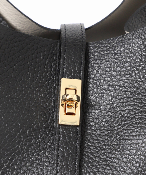VIOLAd'ORO(ヴィオラドーロ)の「VIOLAd’ORO/ヴィオラドーロ TRERO BELT BAG(ハンドバッグ・レディース・ベージュ/ブラック・FREE)」の19枚目の写真