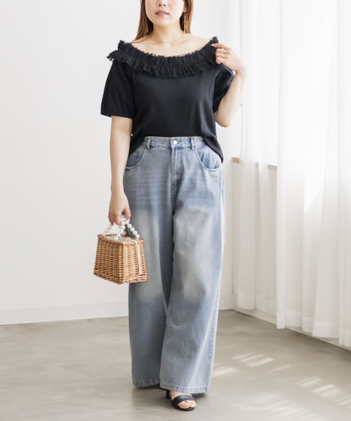 CLETTE(クレット)の「チュール使いオフショルプルオーバー(Tシャツ/カットソー・レディース・ブラック/アイボリー/ネイビー・4L/3L/LL)」の11枚目の写真