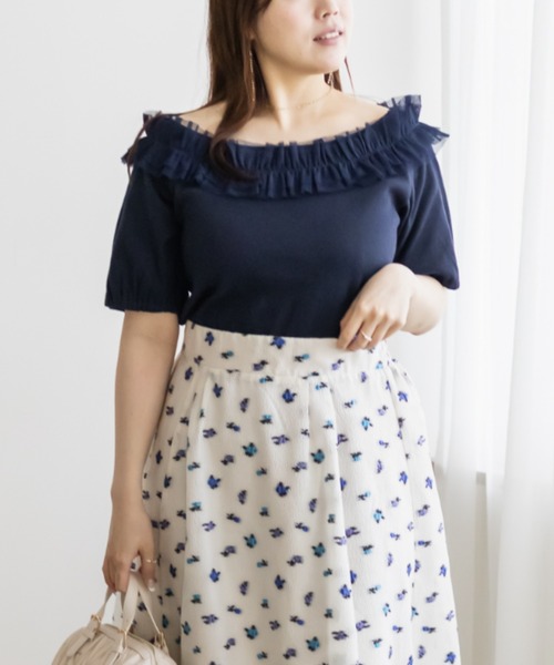 CLETTE(クレット)の「チュール使いオフショルプルオーバー(Tシャツ/カットソー・レディース・ブラック/アイボリー/ネイビー・4L/3L/LL)」の16枚目の写真