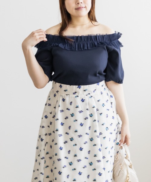 CLETTE(クレット)の「チュール使いオフショルプルオーバー(Tシャツ/カットソー・レディース・ブラック/アイボリー/ネイビー・4L/3L/LL)」の17枚目の写真