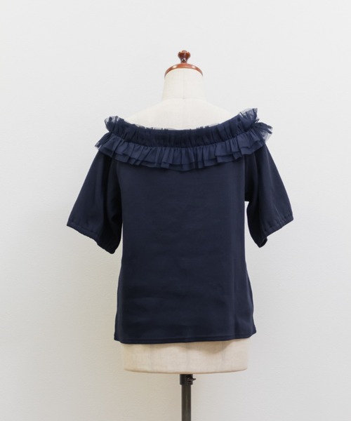 CLETTE(クレット)の「チュール使いオフショルプルオーバー(Tシャツ/カットソー・レディース・ブラック/アイボリー/ネイビー・4L/3L/LL)」の22枚目の写真