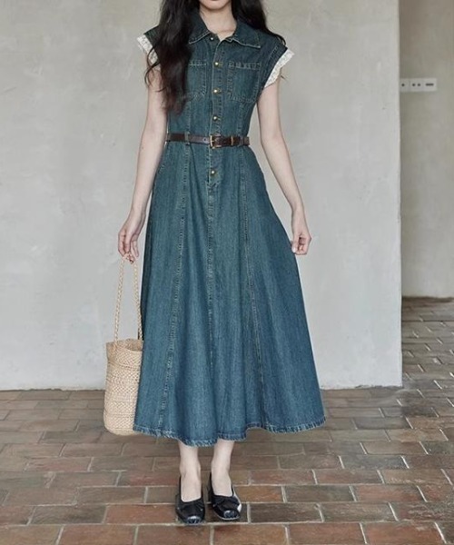 FAVORITO(ファヴォリート)の「ベルト付き袖レース付きデニムワンピース(ワンピース・レディース・ブルー・M/L/XL)」の9枚目の写真