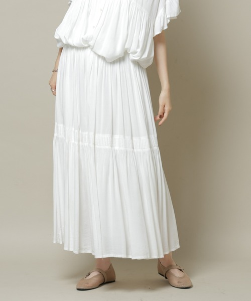 NANO universe(ナノユニバース)の「made in INDIA ギャザー切り替えフレアスカート(セットアップ可)(スカート・レディース・ホワイト/チャコール/ブルー・FREE)」の11枚目の写真