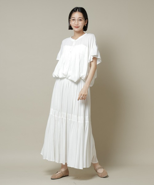 NANO universe(ナノユニバース)の「made in INDIA ギャザー切り替えフレアスカート(セットアップ可)(スカート・レディース・ホワイト/チャコール/ブルー・FREE)」の17枚目の写真