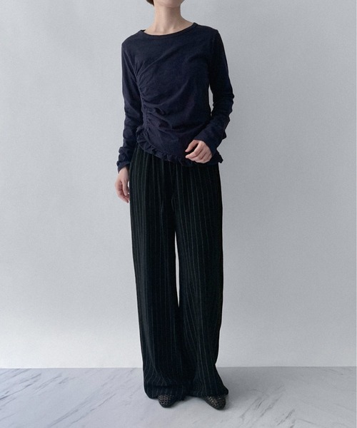 on:nue（オンニュ）の「【on:nue】[お気に入り登録数7,000突破！][着用動画あり！] ギャザーフリルヘムトップス（Tシャツ/カットソー・レディース・ピンク/ホワイト/ネイビー/ブルー・FREE）」の18枚目の写真