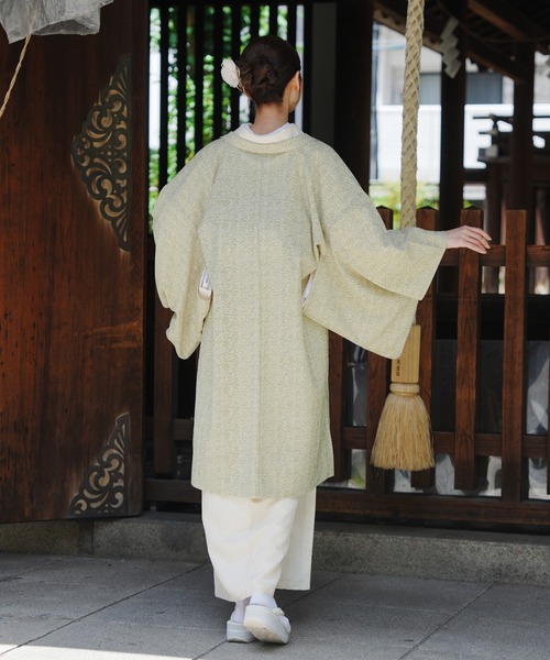 utatane(ウタタネ)の「羽織 レース ニコアンティーク レトログラフィカ グリーン×クリーム 日本製(着物・レディース・グリーン・FREE)」の4枚目の写真