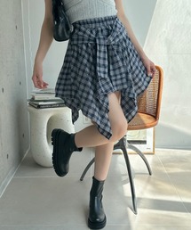 1枚でもレイヤードでもお洒落に決まる!チェック柄スカート