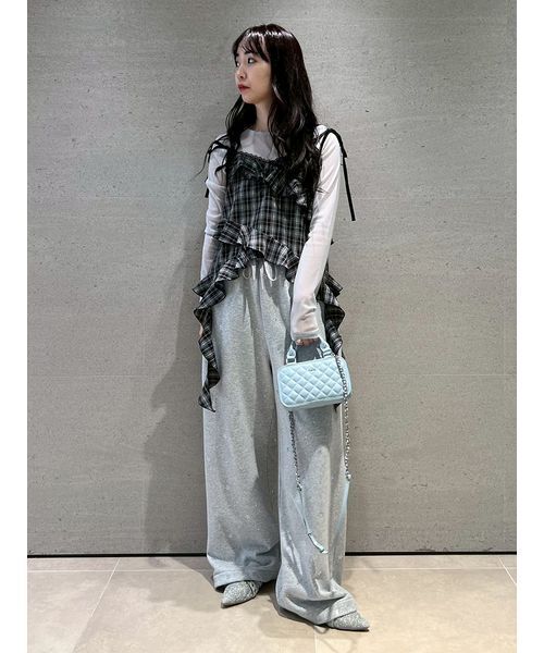 FURFUR（ファーファー）の「【限定カラー】ビジュー付きスウェットパンツ（スウェットパンツ・レディース・オフホワイト/グレー/ブラック/ピンク・F）」の19枚目の写真