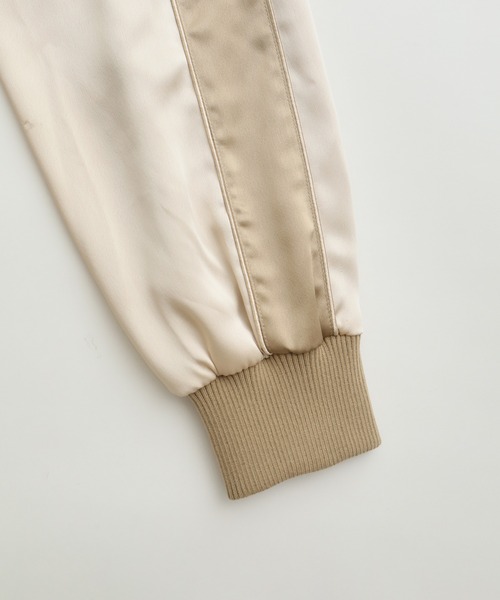 【17日迄値下げ】 ★新品タグ付★アニエスベー 金糸刺繍ジャケット ブルゾン 17日迄値下げ】 ☆新品タグ付☆アニエスベー 金糸刺繍ジャケット