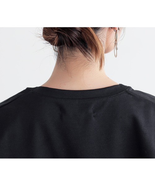 n'OrLABEL(ノアールレーベル)の「【接触冷感】ウェーブ配色切替ポンチカットソー(Tシャツ/カットソー・レディース・ブラック/カーキ・1/2)」の10枚目の写真