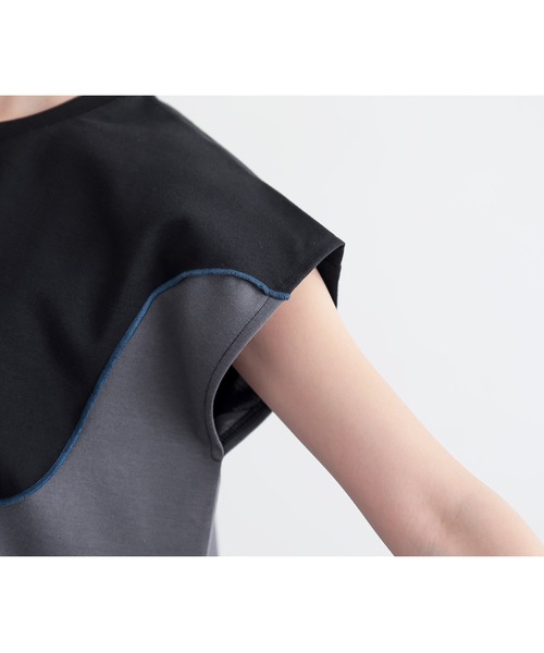 n'OrLABEL(ノアールレーベル)の「【接触冷感】ウェーブ配色切替ポンチカットソー(Tシャツ/カットソー・レディース・ブラック/カーキ・1/2)」の11枚目の写真