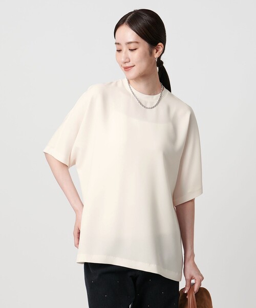 UNITED ARROWS(ユナイテッドアローズ)の「ポリエステル Tブラウス ‐ウォッシャブル‐(シャツ/ブラウス・レディース・オフホワイト/ブラック/レッド・FREE)」の2枚目の写真