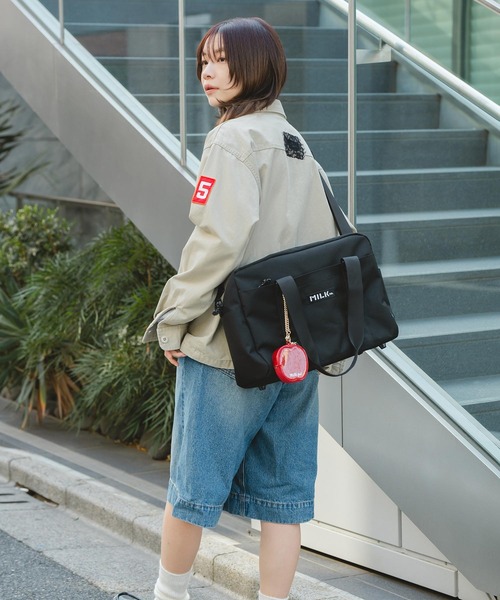 MILKFED.(ミルクフェド)の「APPLE POUCH(ポーチ・レディース・レッド/ライトグリーン・ONE SIZE)」の9枚目の写真