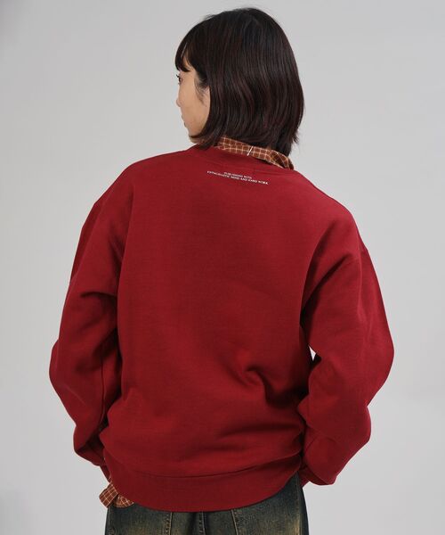 FFEIN（フェイン）の「【FFEIN（フェイン）】ヘビーウエイトサークルロゴスウェット / 裏起毛 スウェット クルーネック ワンポイント プリント（スウェット・メンズ・ネイビー/ブラック/ワイン/ブラウン/アッシュグレー・MEDIUM/LARGE/SMALL）」の18枚目の写真