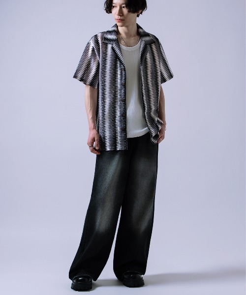 Crownor(クラウノアー)の「レース編み デザイン シャツ(シャツ/ブラウス・メンズ・カーキ/ブラック・LARGE/MEDIUM)」の12枚目の写真