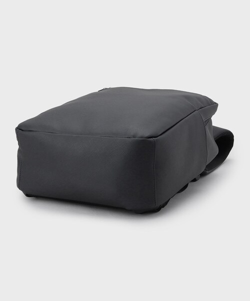 THE SHOP TK (ザ ショップ ティーケー )の「サフィアーノレザー調2WAYバックパック(バックパック/リュック・メンズ・ブラック・00)」の13枚目の写真