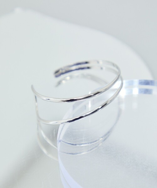 ROPE' PICNIC（ロペピクニック）の「ステンレスデザインバングル（バングル/リストバンド・レディース・ゴールド/ゴールド系その他/シルバー系その他/シルバー・FREE）」の3枚目の写真