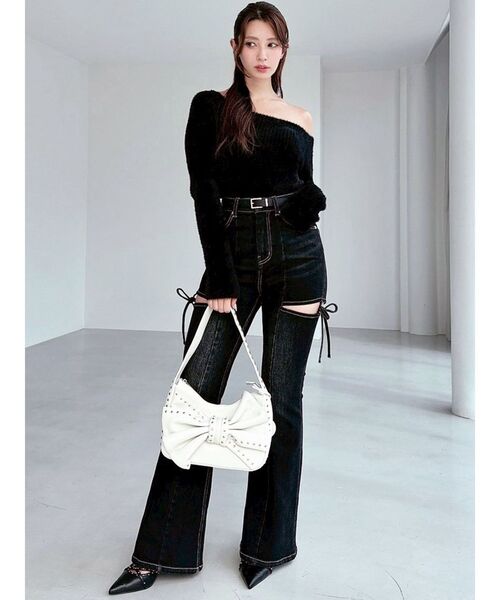 RESEXXY（リゼクシー）の「スタッズポイントビッグリボンバッグ（ショルダーバッグ・レディース・レッド/ブラック/アイボリー・FREE）」の5枚目の写真