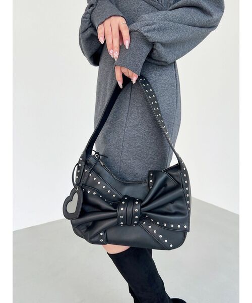 RESEXXY（リゼクシー）の「スタッズポイントビッグリボンバッグ（ショルダーバッグ・レディース・レッド/ブラック/アイボリー・FREE）」の16枚目の写真