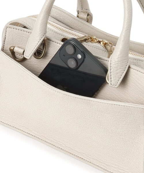 TOFF&LOADSTONE（トフアンドロードストーン）の「バディ ハンドバッグ ゴート（ハンドバッグ・レディース・ホワイト系/ブラック/チョコ・00）」の19枚目の写真
