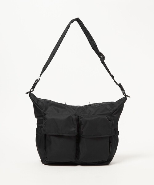 green label relaxing（グリーンレーベルリラクシング）の「【WEB限定】WR 2W ダブル フラップ ショルダーバッグ -撥水-（ショルダーバッグ・メンズ・ダークグレー/ブラック・FREE）」の20枚目の写真