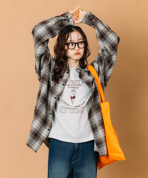 FREAK'S STORE（フリークスストア）の「限定展開 Relax Fit リラックスフィット レギュラーカラー ネル チェックシャツ（シャツ/ブラウス・メンズ・ブルー/ブラック/ブラウン/グリーン/ダークブラウン/ベージュ/サックスブルー・LARGE/MEDIUM/SMALL）」の3枚目の写真