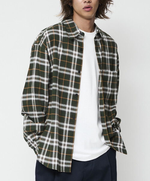 FREAK'S STORE（フリークスストア）の「限定展開 Relax Fit リラックスフィット レギュラーカラー ネル チェックシャツ（シャツ/ブラウス・メンズ・ブルー/ブラック/ブラウン/グリーン/ダークブラウン/ベージュ/サックスブルー・LARGE/MEDIUM/SMALL）」の5枚目の写真