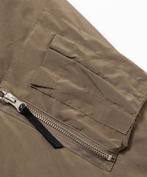 meanswhile（ミーンズワイル）の「Loop Zip MA1（MA-1・メンズ・ブラック/カーキ・4(XL)/3(L)/2(M)/1(S)）」の17枚目の写真