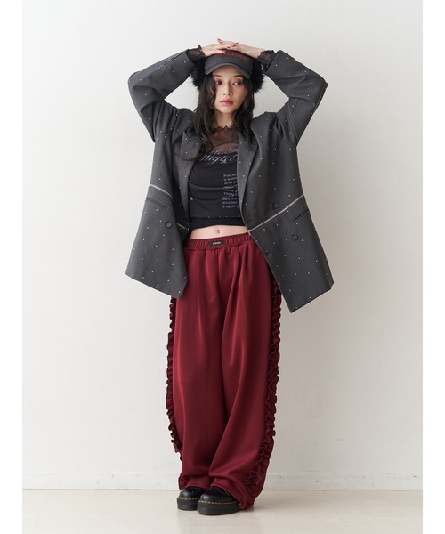 jouetie（ジュエティ）の「バレルレッグフリルトラックパンツ【セットアップ対応】（その他パンツ・レディース・アイボリー/ブラック/ボルドー・MEDIUM）」の6枚目の写真