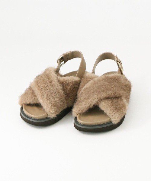 Gready Brilliant（グレディブリリアン）の「ファーサンダル（サンダル・レディース・モカ・L/M）」の17枚目の写真