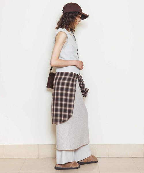 Gready Brilliant（グレディブリリアン）の「ファーサンダル（サンダル・レディース・モカ・L/M）」の13枚目の写真