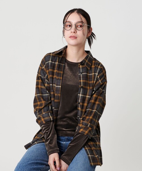 BEAUTY&YOUTH UNITED ARROWS（ビューティーアンドユースユナイテッドアローズ）の「ポリエステルブレンド ベロアロングスリーブ Tシャツ（Tシャツ/カットソー・レディース・モカ/オフホワイト/ブラック/ブラウン系・FREE）」の16枚目の写真