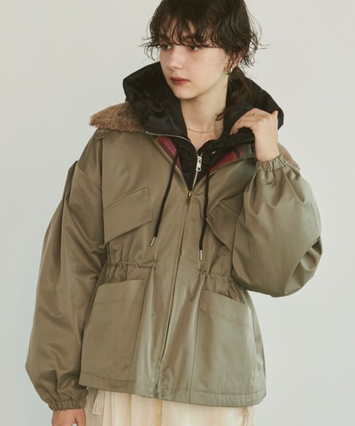 Unitage（ユニテージ）の「中綿フードウォーマー（ネックウォーマー/スヌード・レディース・ブラック・FREE）」の2枚目の写真