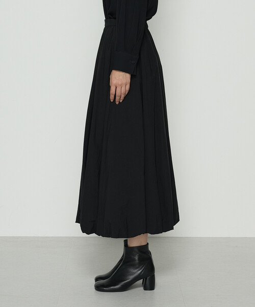 K.T KIYOKO TAKASE（キヨコタカセ）の「エアリータフタ バルーンスカート（スカート・レディース・ブラック/ベージュ/カーキ・11号/9号/7号）」の6枚目の写真