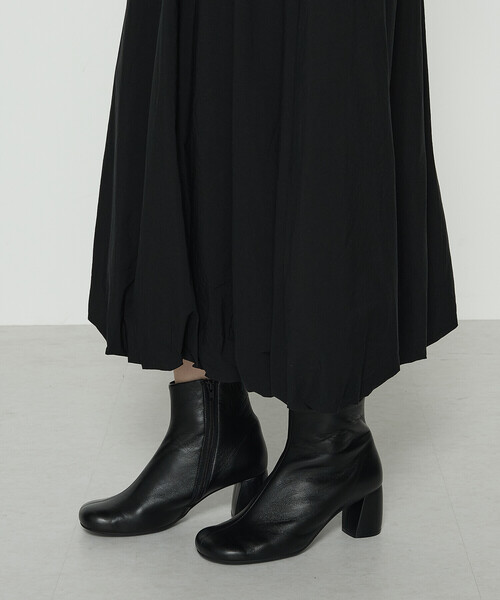 K.T KIYOKO TAKASE（キヨコタカセ）の「エアリータフタ バルーンスカート（スカート・レディース・ブラック/ベージュ/カーキ・11号/9号/7号）」の10枚目の写真