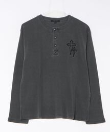 Revo.（レボ）の「ヴィンテージライク フェード加工 クロスモチーフ 刺繍 ワッフル ヘンリーネック ロングTシャツ サーマルロンT【UNISEX】（Tシャツ/カットソー）」