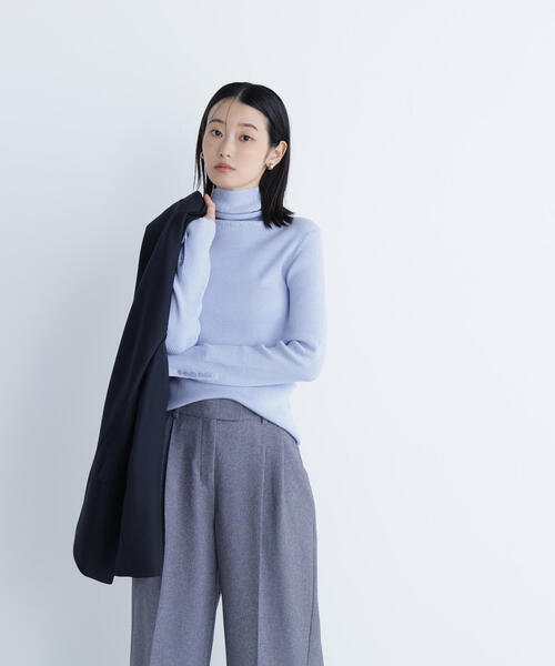 NATURAL BEAUTY BASIC（ナチュラルビューティーベーシック）の「◇【Oggi掲載】ベーシックタートルネックニット（ニット/セーター・レディース・ダークブラウン/レッド/ネイビー/ブルー・FREE）」の21枚目の写真