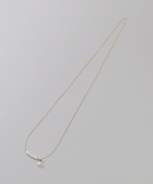 Noble（ノーブル）の「《追加》MIHOKO SAKAI/ミホコサカイ 3パールスライドネックレス（ネックレス・レディース・ホワイト・FREE）」の5枚目の写真