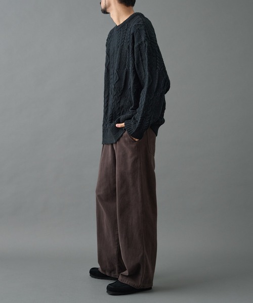 COLONY 2139（コロニートゥーワンスリーナイン）の「パネルケーブル柄ニットプルオーバー（ニット/セーター・メンズ・ホワイト/ブラック・MEDIUM/LARGE）」の16枚目の写真