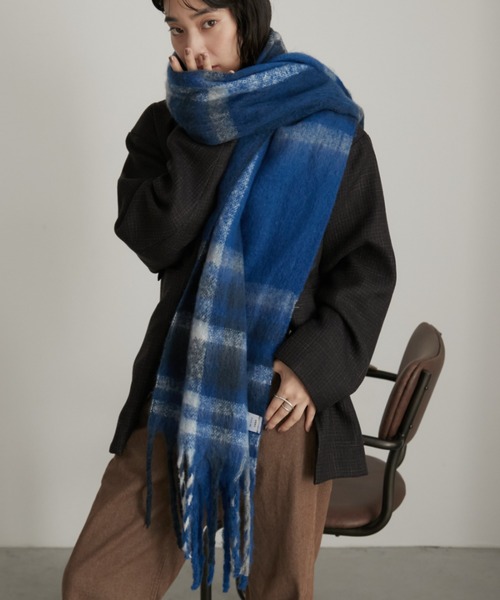 Aunt Marie's(アントマリーズ)の「チェックボリュームマフラー(マフラー・レディース・ブラック/ブラウン/ブルー・FREE)」の20枚目の写真