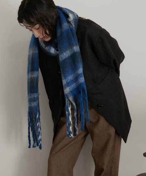 Aunt Marie's(アントマリーズ)の「チェックボリュームマフラー(マフラー・レディース・ブラック/ブラウン/ブルー・FREE)」の21枚目の写真