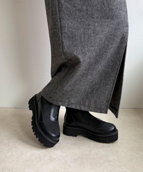 SHAKA（シャカ）の「【SHAKA/シャカ】 ZIP THICK TANK BOOTIE（ブーツ・レディース・ブラック・23/24）」の3枚目の写真