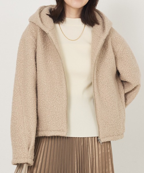 abahouse mavie(アバハウスマヴィ)の「ブークレーフーディジャケット(ブルゾン・レディース・チャコールグレー/ベージュ・フリー)」の1枚目の写真