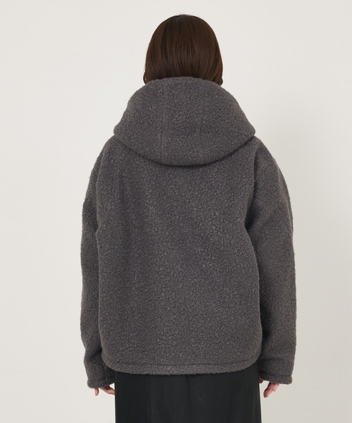 abahouse mavie(アバハウスマヴィ)の「ブークレーフーディジャケット(ブルゾン・レディース・チャコールグレー/ベージュ・フリー)」の18枚目の写真