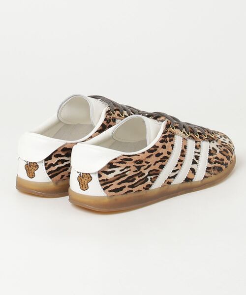adidas(アディダス)の「ガゼル ロープロ シューズ / GAZELLE LO PRO Shoes / アディダスオリジナルス adidas Originals(スニーカー・レディース・ブラウン・22.0cm/22.5cm/23.0cm/23.5cm/24.0cm/24.5cm/25.0cm/25.5cm/29.0cm/28.0cm/28.5cm/26.0cm/26.5cm/27.0cm/27.5cm)」の9枚目の写真