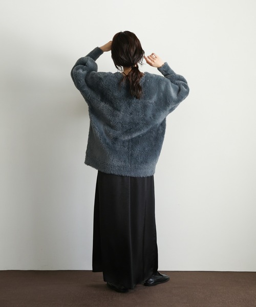 select MOCA Et（セレクトモカエト）の「【Et】Shaggy V-Neck Volume