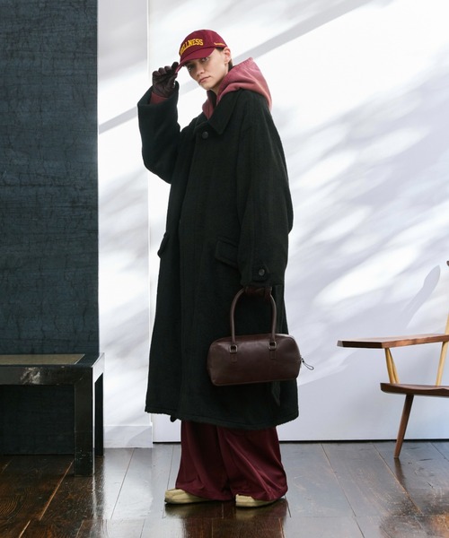 Square Utility Leather Bag / スクエアレザーハンドバッグ